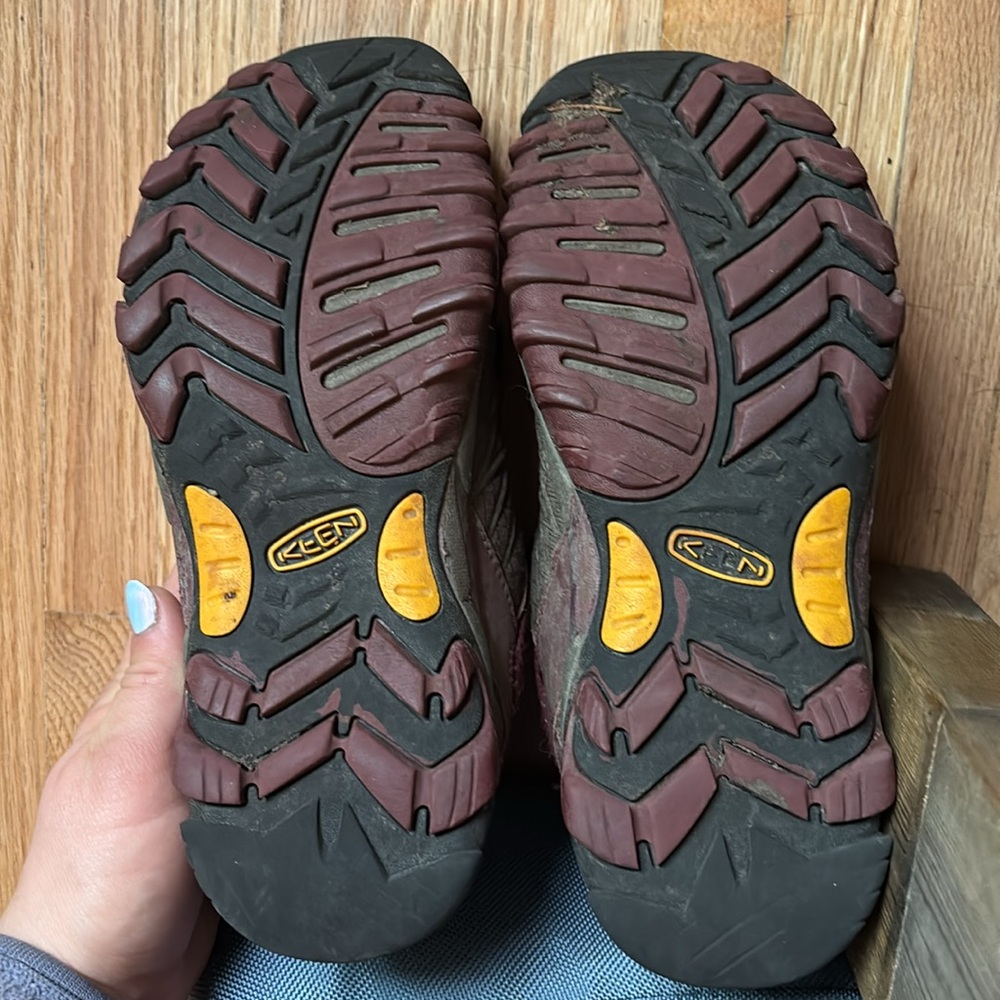 Keen Marshall Waterproof Brown burgundy Lace up Hiking Shoes - Picture 5 of 5